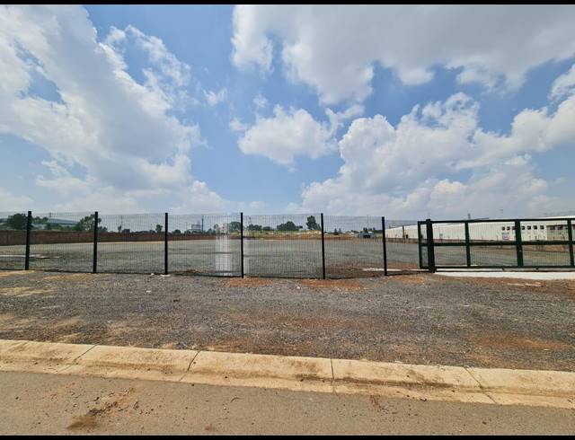 12,082M² VACANT LAND TO LET IN DENVER